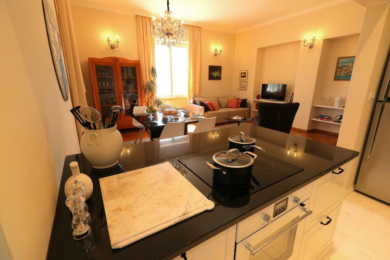 Apartment Miramare On The Beach Split Exteriör bild